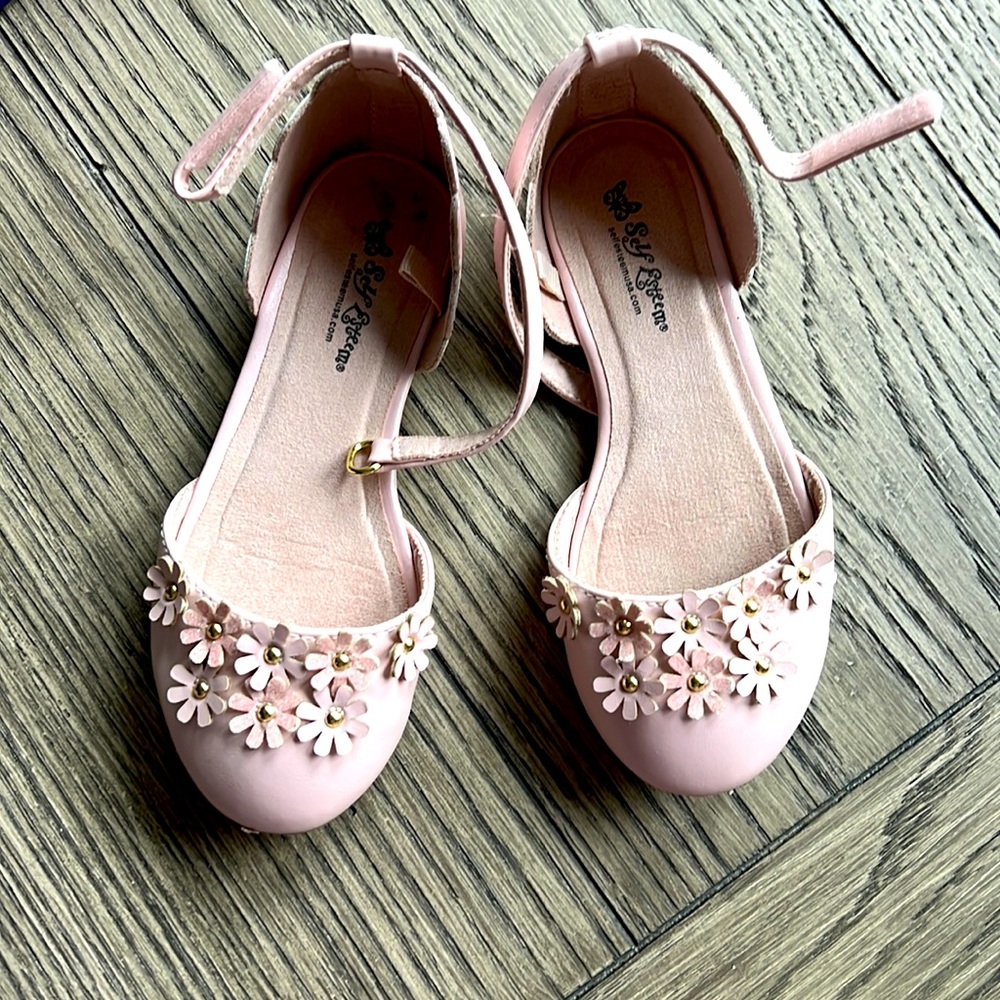 Self Esteem pearl blush pink girls flats